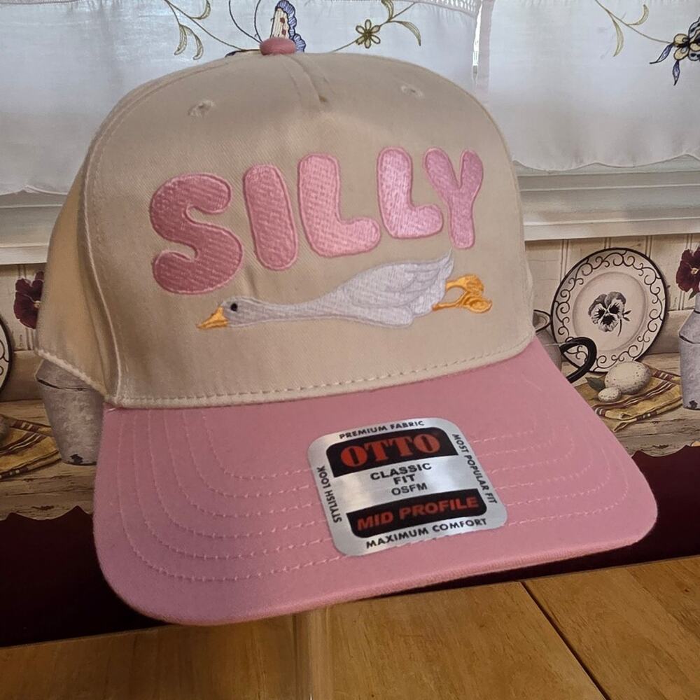 Silly Goose OTTO Trucker Hat Pink Cream Embroidered Snapback Cap OSFM NWT